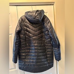 Columbia Women’s Mid insulated Hooded jacket